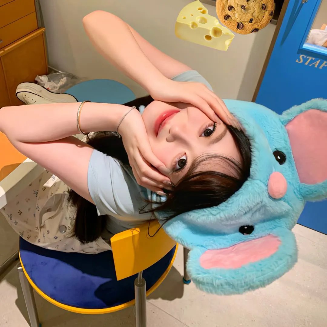 女孩舞步